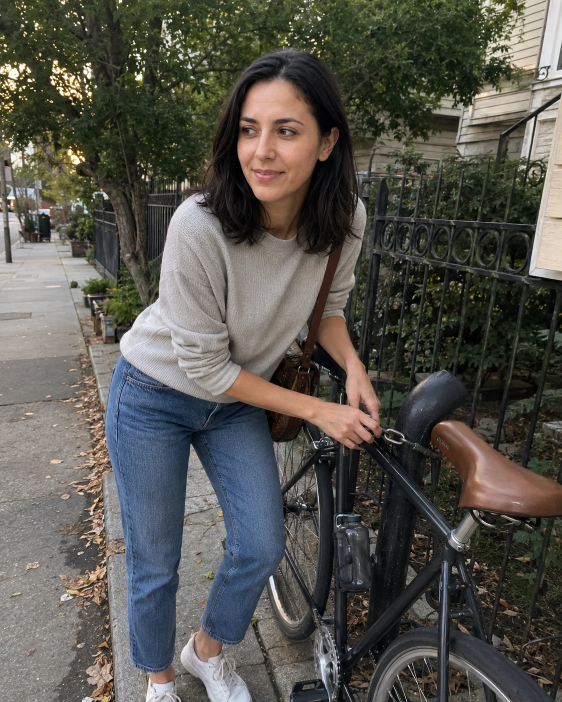 Casual Bike Stop female dating photo example